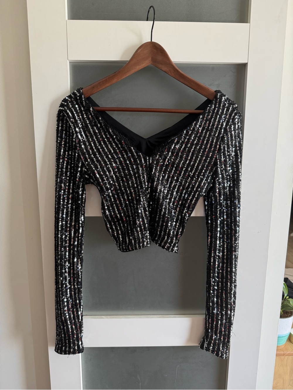 Guess Black Sequin V-Neck Long Sleeve Crop Top and Pant Set